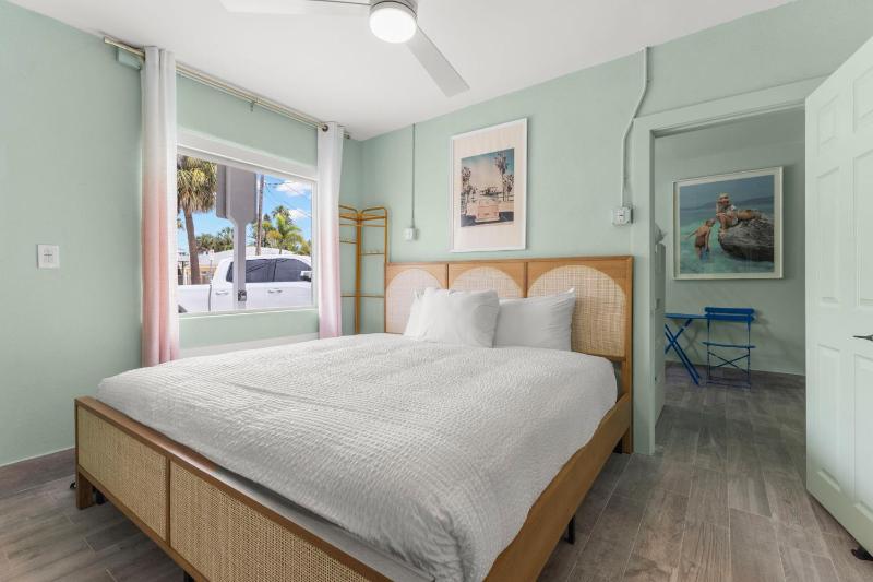 Hotel Cabana Clearwater Beach - image 42