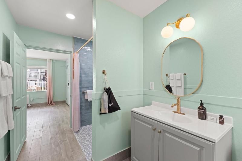 Hotel Cabana Clearwater Beach - image 36