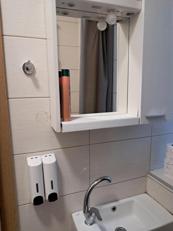 Bascarsija Guesthouse - Private Bath TV & AirCon - image 10