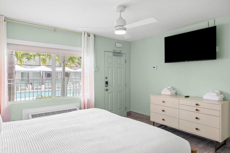 Hotel Cabana Clearwater Beach - image 38