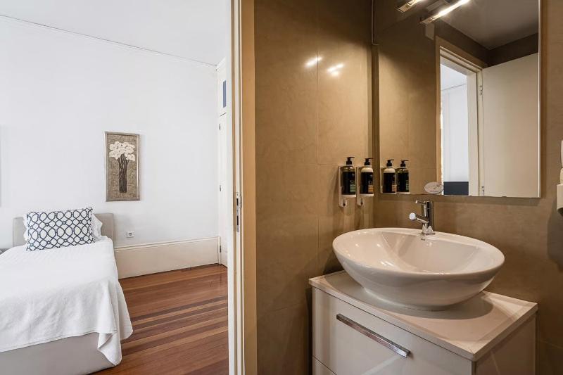 GuestReady - Charming House Marquês - image 21