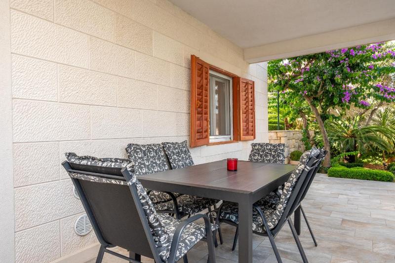 Apartments Sunny Retreat - image 17