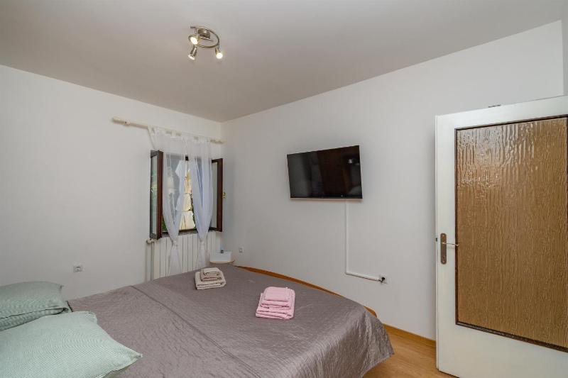 Apartment Leonas paradise - image 13