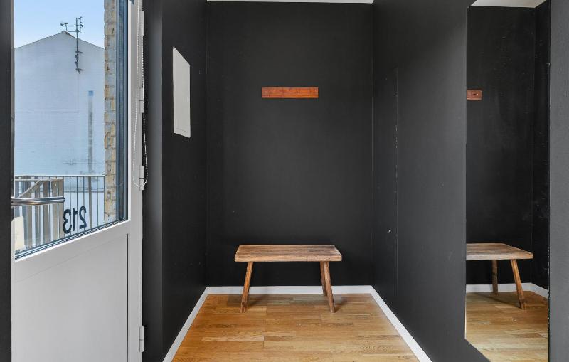 1 Bedroom Beautiful Apartment In Ebeltoft - image 7