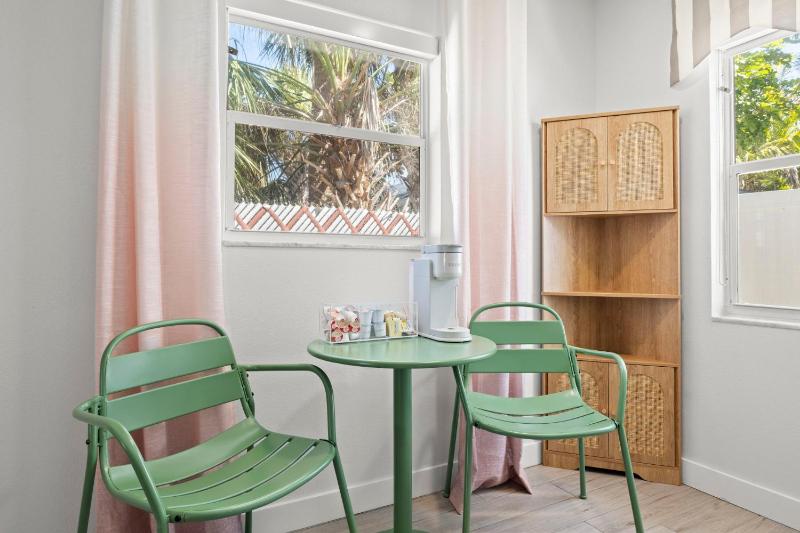 Hotel Cabana Clearwater Beach - image 41