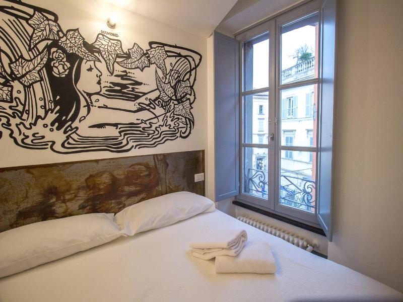 Double Room with Private Bathroom image 2