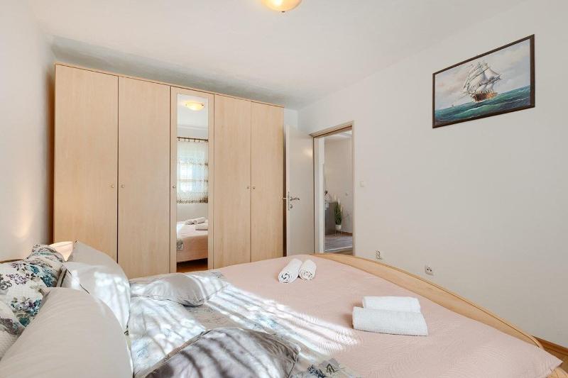 Apartment Orangine - image 22