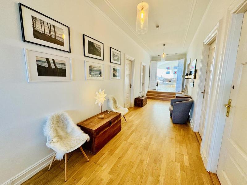 Berringer Captainsroom direkt an der Promenade - image 22
