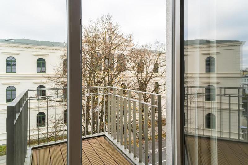 Residenz/Arne - image 16