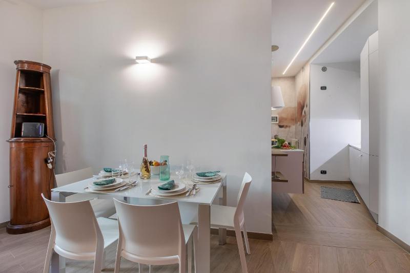Charme Nest | Luxury Suite Milan - Isola - Happy Rentals - image 7