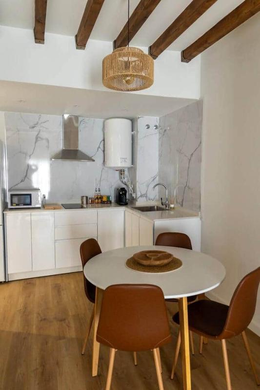 Apartamento Suite 5 Teatro 24 - image 6