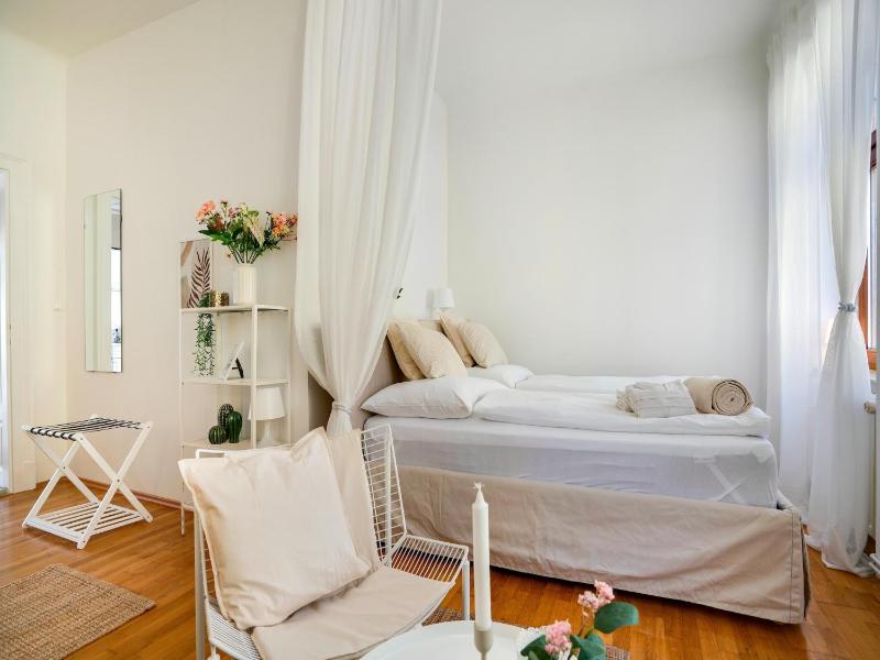 Arcadio Home - City Comfort - image 23