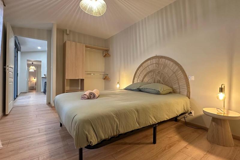 House for 8 with garden & terrace in Arcachon - image 19