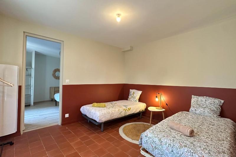 House for 8 with garden & terrace in Arcachon - image 14