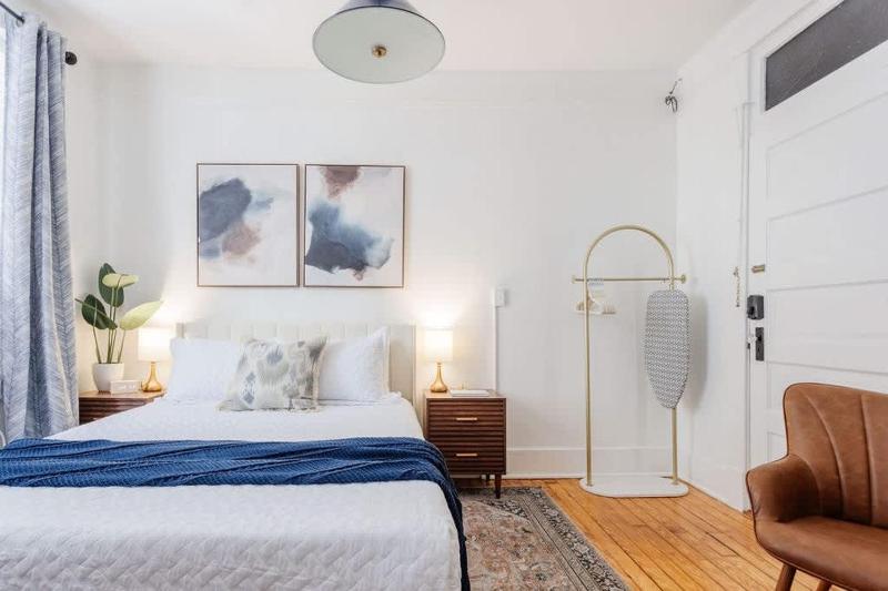 Chic Studio Apartment on Oglethorpe Square - image 38