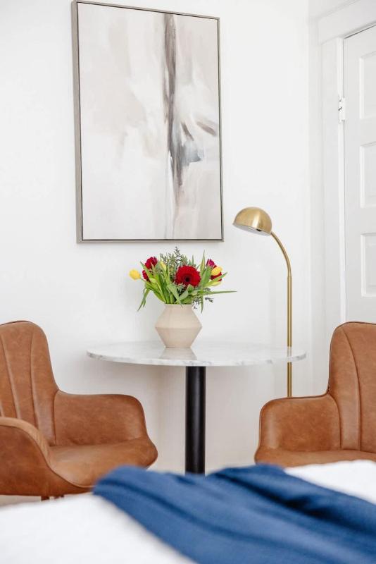 Chic Studio Apartment on Oglethorpe Square - image 34