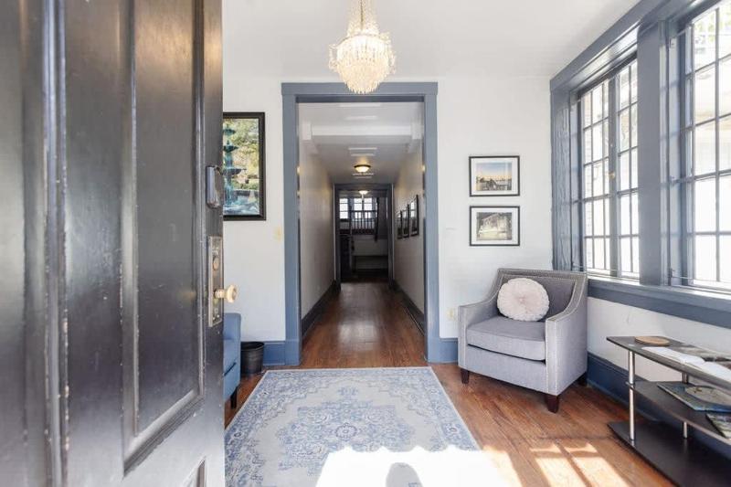 Chic Studio Apartment on Oglethorpe Square - image 17
