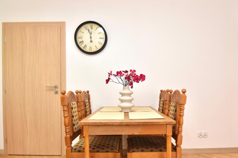 TOTU HOME Hallera 229 Szczęśliwa Trzynastka - image 3