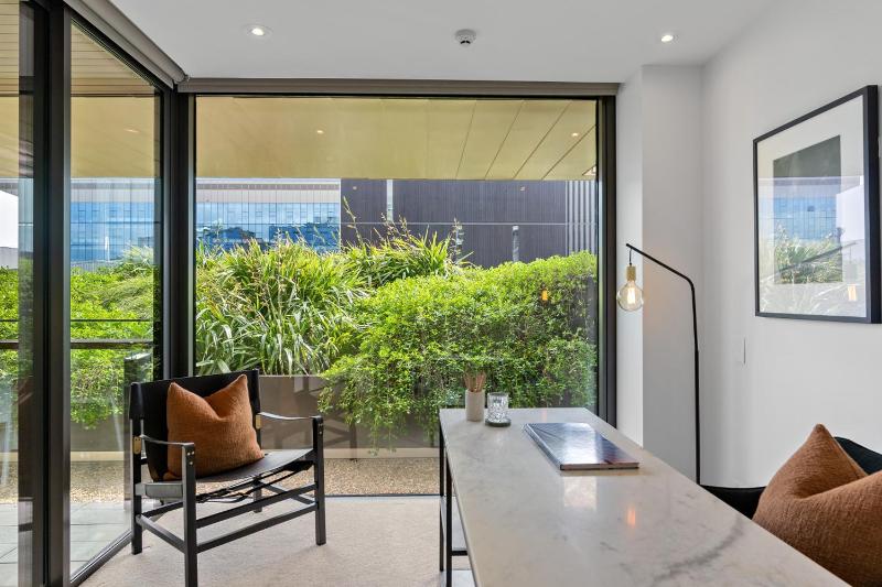 Wynyard Residence 3-Level Townhouse - image 12