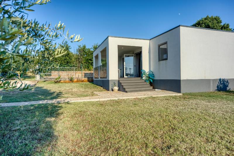 Holiday Home Lucija - image 9