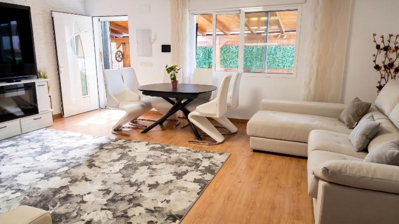 Sunny Villa with Private Pool in Calpe + Enclosed Garden - image 18