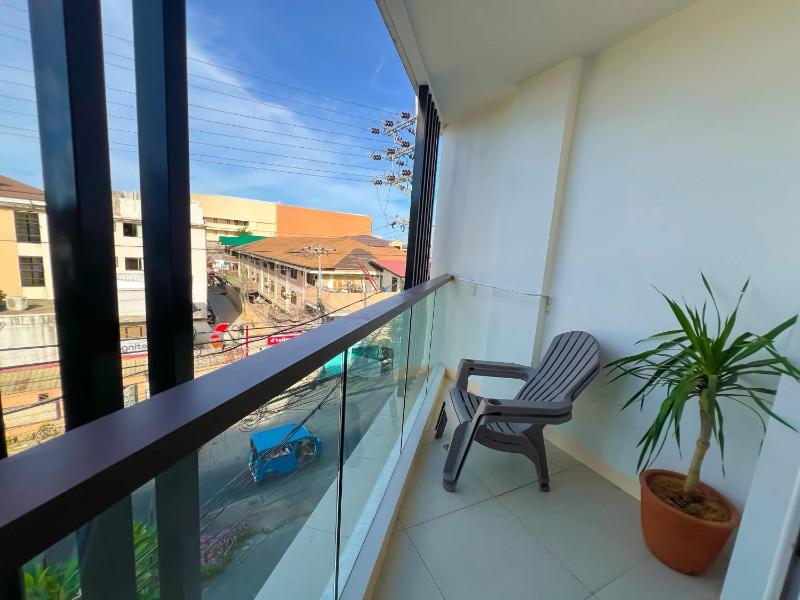 Yuhum Boracay Suites - image 10
