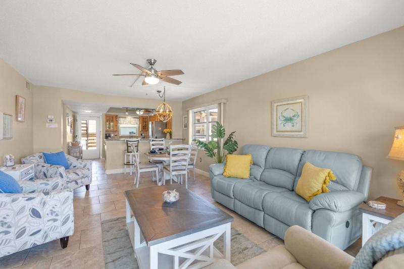 Vista Hermosa Island Walk - image 27