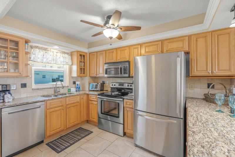 Vista Hermosa Island Walk - image 46