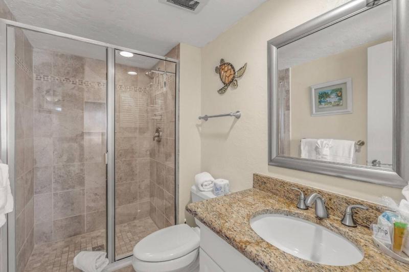 Vista Hermosa Island Walk - image 49