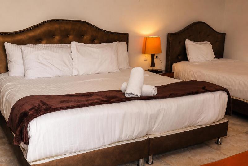 Hotel PUENTE PIEDRA PARK - image 30