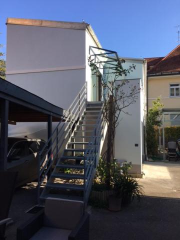 Superior Apartment image 2
