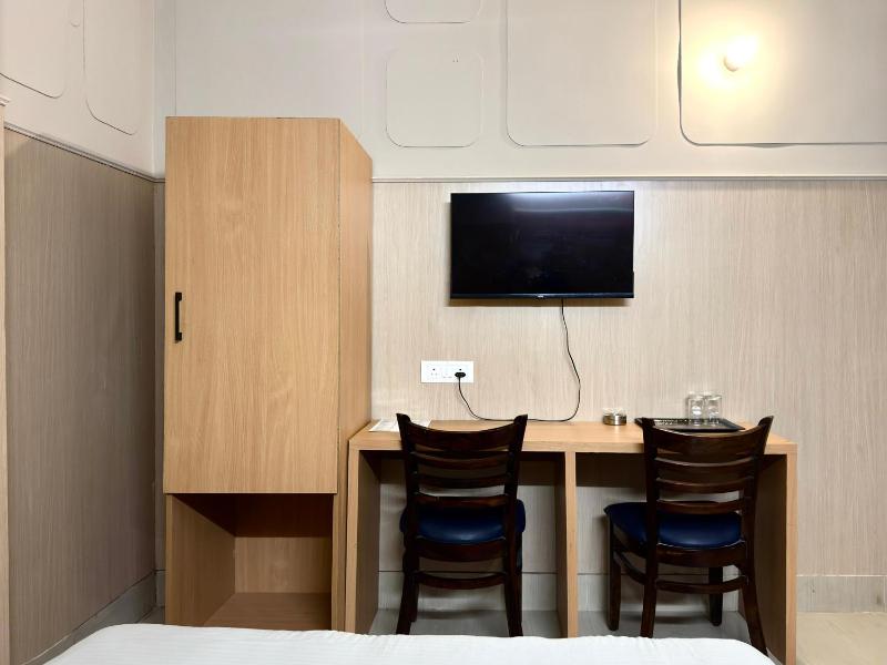 Loktak Residency - image 13