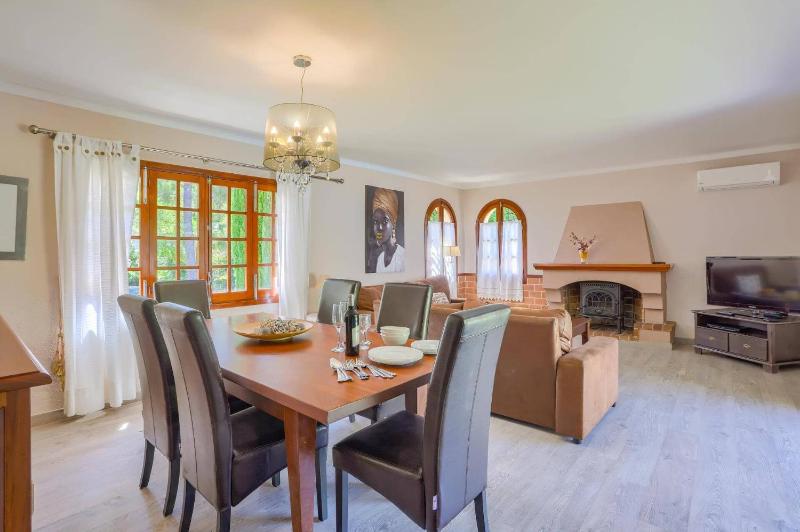 Villa Pinos by Villa Plus - image 11