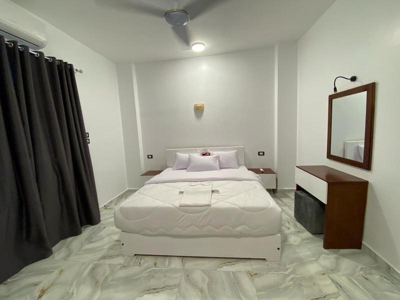pure peace hotel - image 16