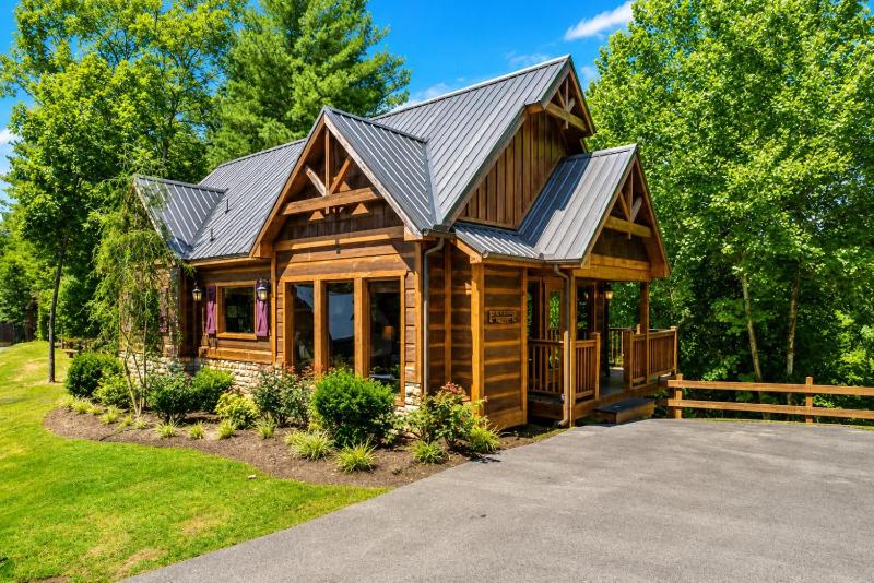 A Suite Mountain Retreat free tickets no catch! - image 2