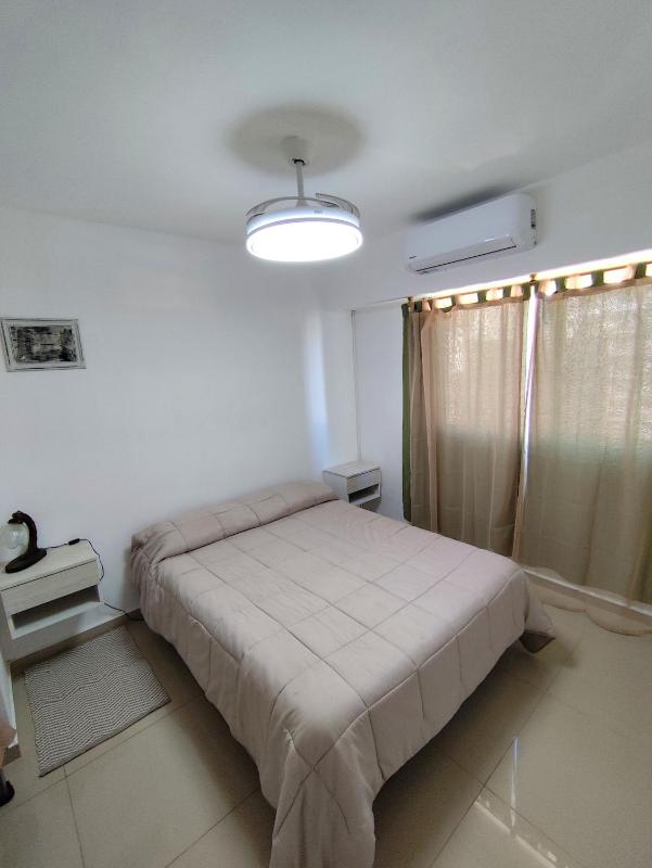 Depto céntrico de 3 habitaciones y cochera - image 17