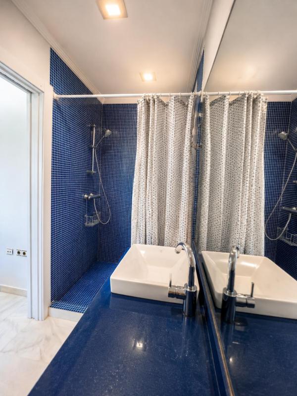 Villa Abanicos by Marbella Vacances - image 8