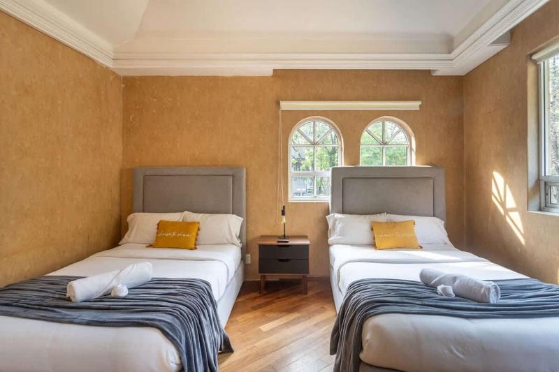 Prime Polanco Stay With Patio Near Shops & Cafes - image 17