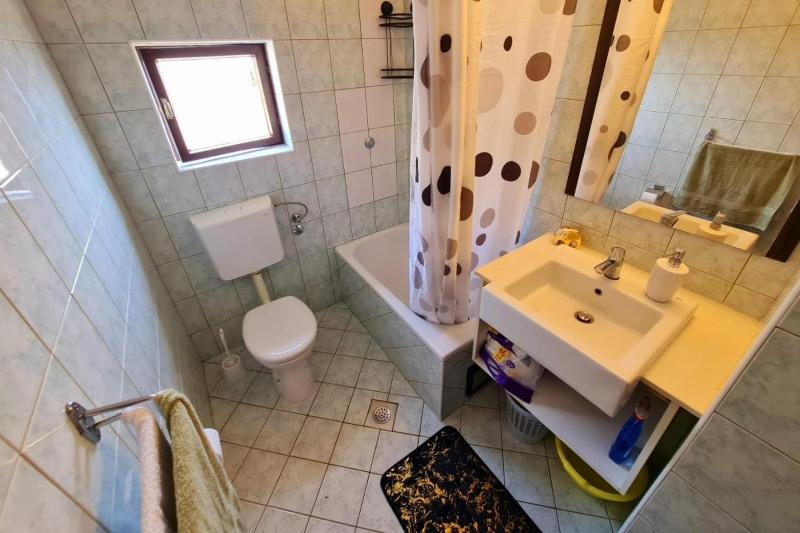 Apartments by the sea Zivogosce - Porat - Makarska - 27658 - image 32