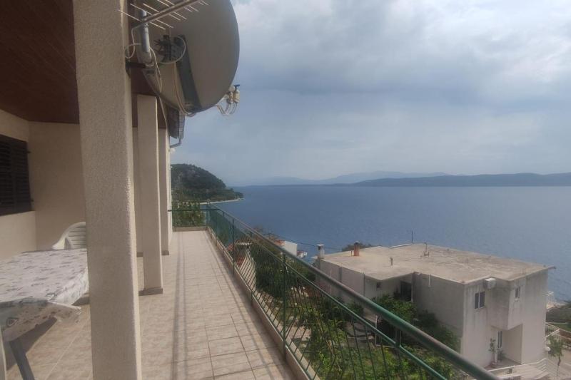 Apartments by the sea Zivogosce - Porat - Makarska - 27658 - image 17