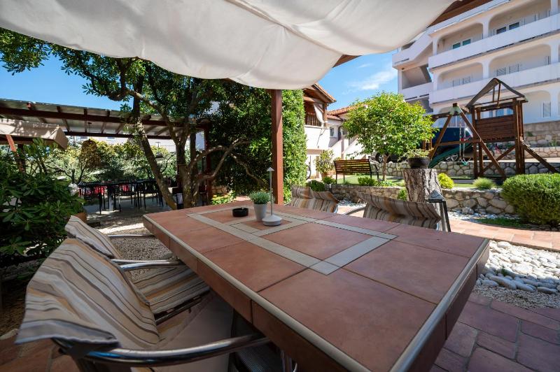 Apartments by the sea Lopar Rab - 27832 - image 36
