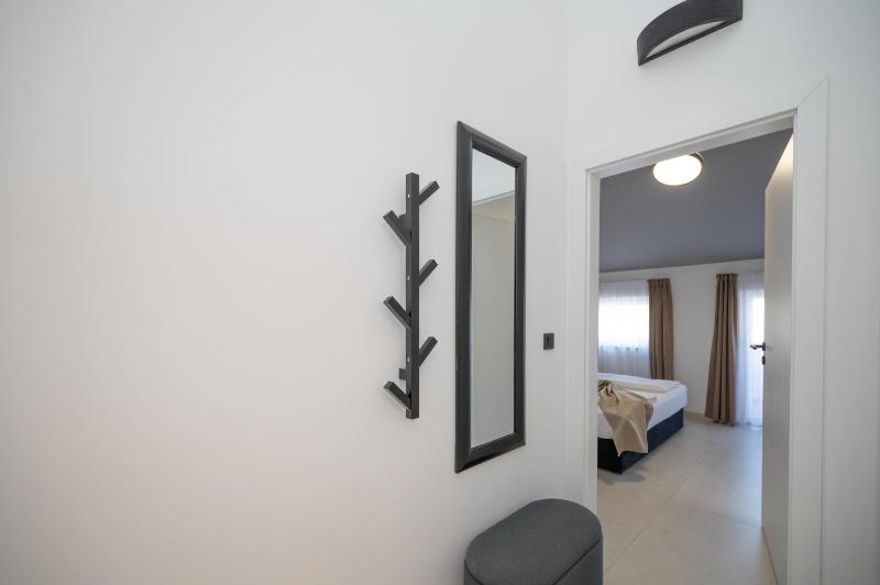 Apartments by the sea Lopar Rab - 27832 - image 23