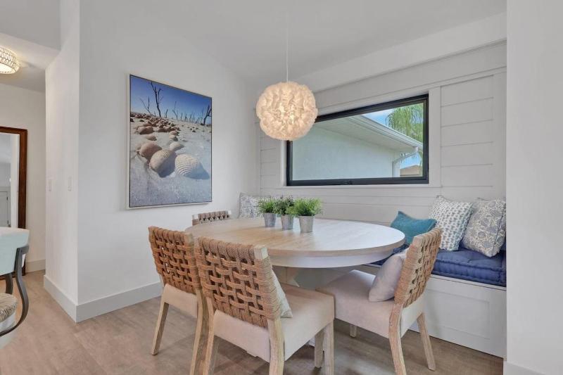 Gone Coastal 1033 - image 21