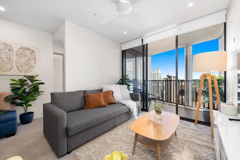 InSpired Serenity with River Views Fast Wifi Carpark Gym Rooftop Pool - image 16