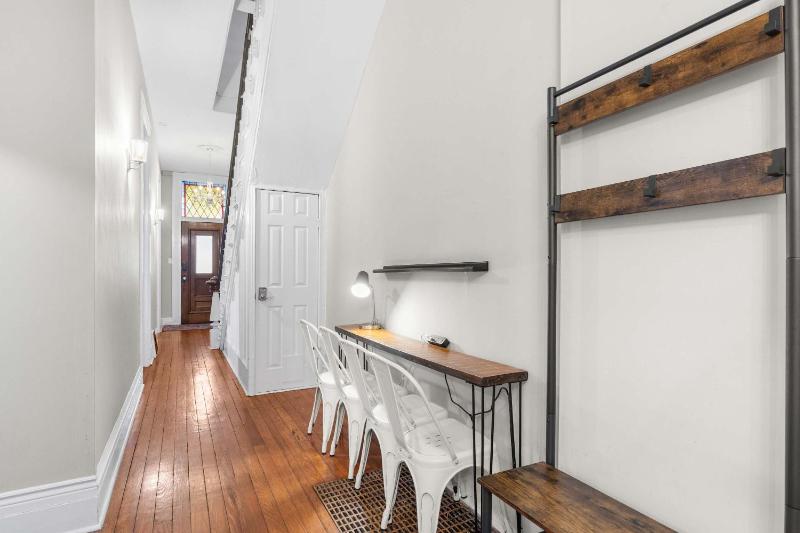 Charming STL Home Near Attractions ABODEbucks - image 7