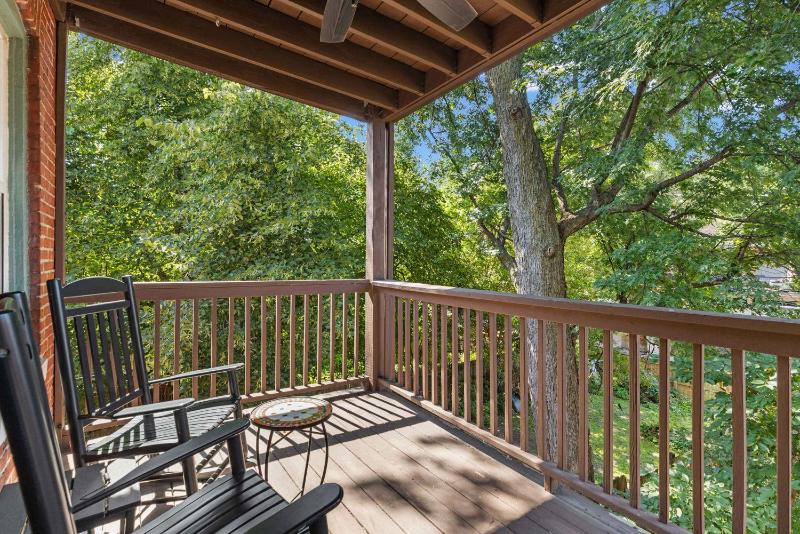 Charming STL Home Near Attractions ABODEbucks - image 11