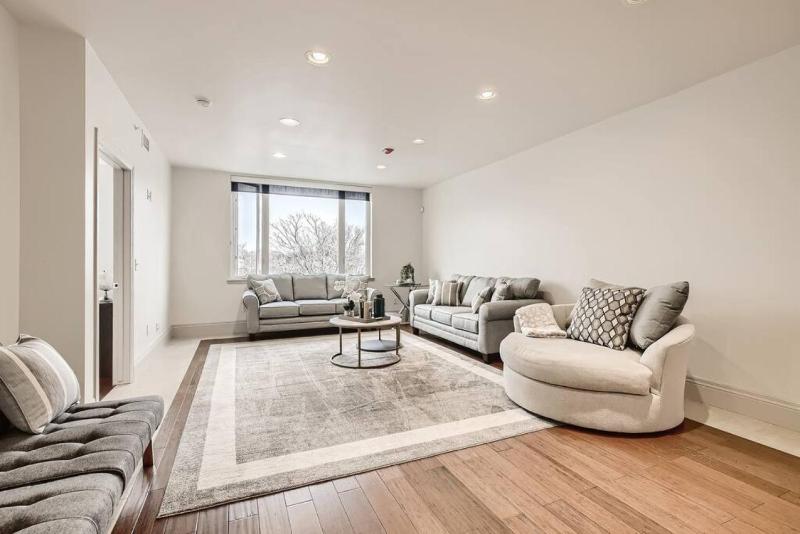 Luxury Loft I Skyline Views in RiNO - image 14
