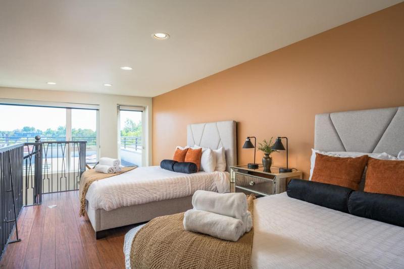 RiNo Loft w parking & mtn Views - image 34