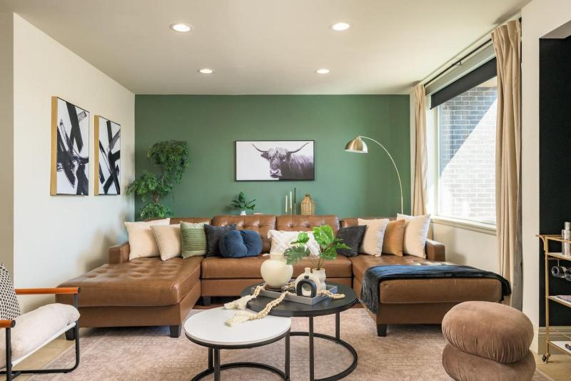 RiNo Loft w parking & mtn Views - image 28
