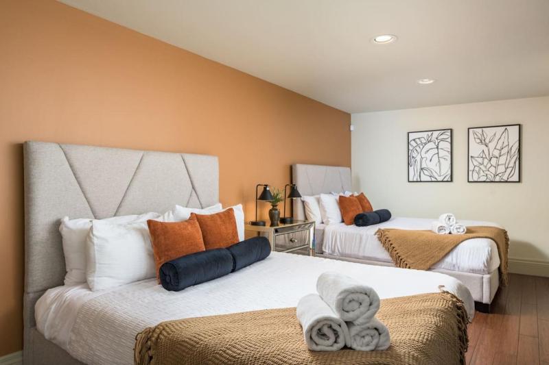 RiNo Loft w parking & mtn Views - image 16